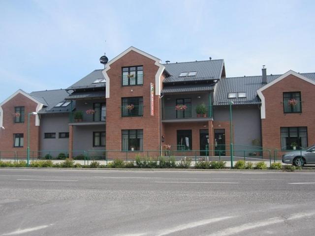 F团队酒店 Liptovský Hrádok 外观 照片